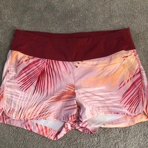 Gap maternity athletic shorts